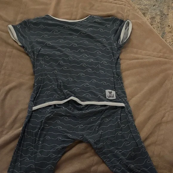 Wave Pattern Kids Bodysuit - Picture 3 of 3